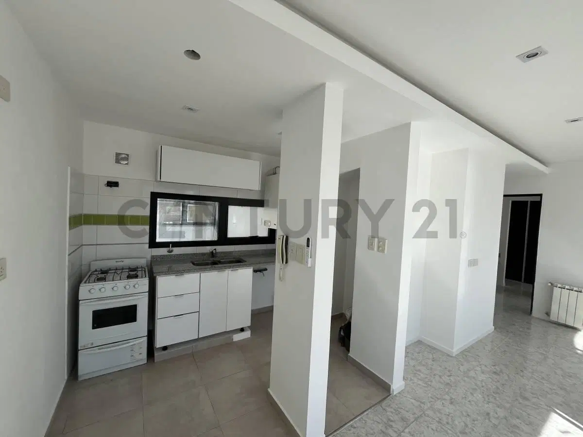 Departamento en Alquiler  de 1 dormitorio en La Plata 3