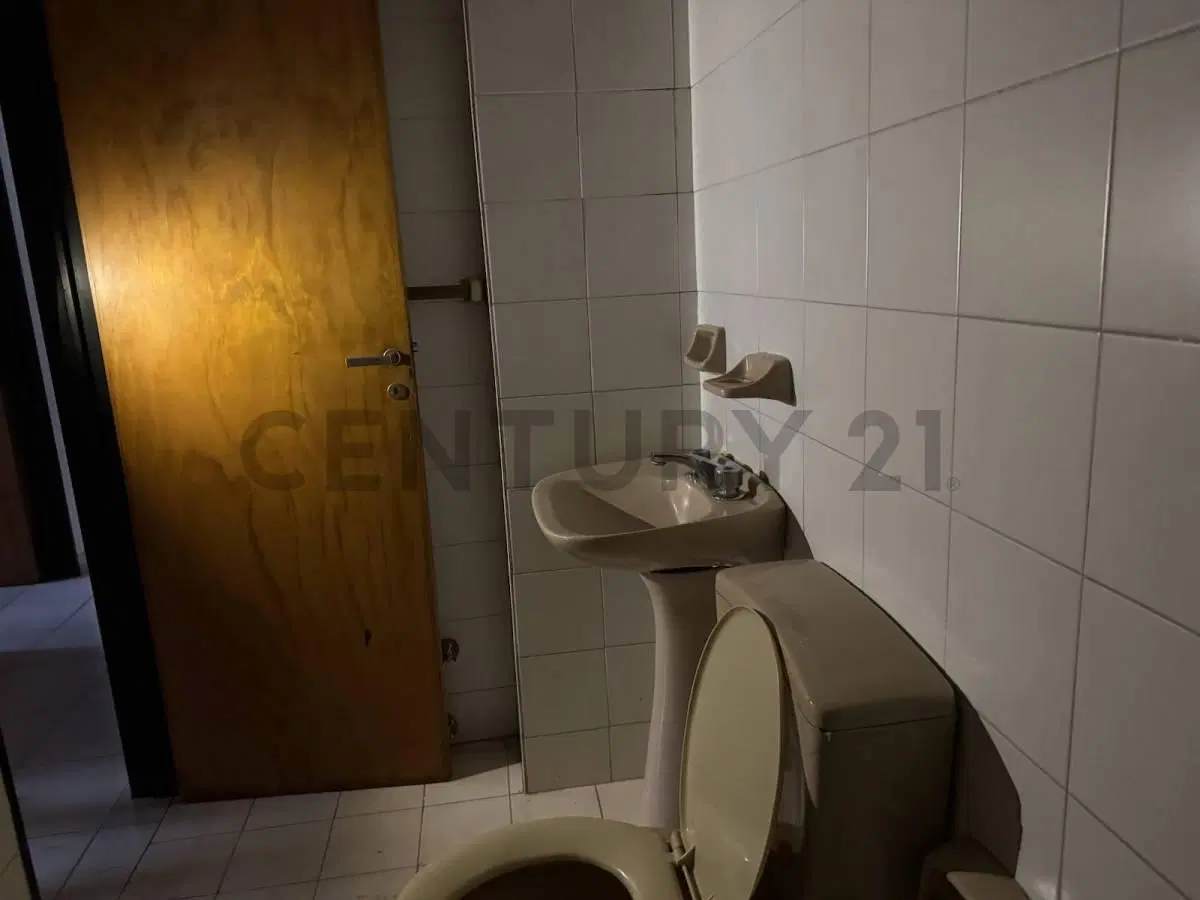 VENTA DE DEPARTAMENTO calle 49 entre 13 y 14 AL FRENTE -  ZONA TRIBUNALES - 2