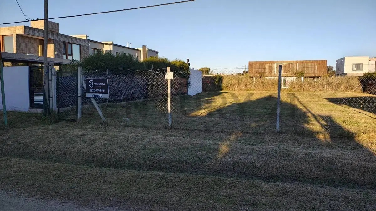 Lote de 10 x 35mts en venta en El Quimilar 2