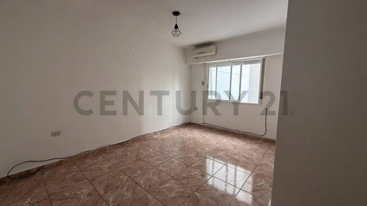 Departamento de 1 dormitorio, dos ambientes, en La Plata, Buenos Aires. 4
