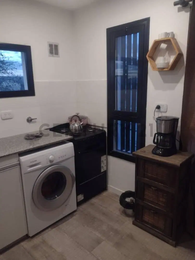Departamento en alquiler en 67 entre 135 y 136 Los Hornos 3