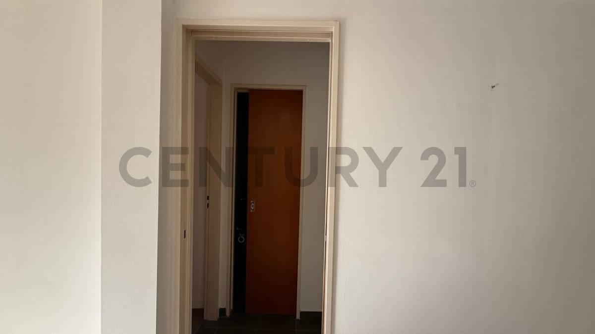 Foto de ALQUILER DEPARTAMENTO 1 DORMI OPCION COCHERA SEMICUBIERTA, imagen 3