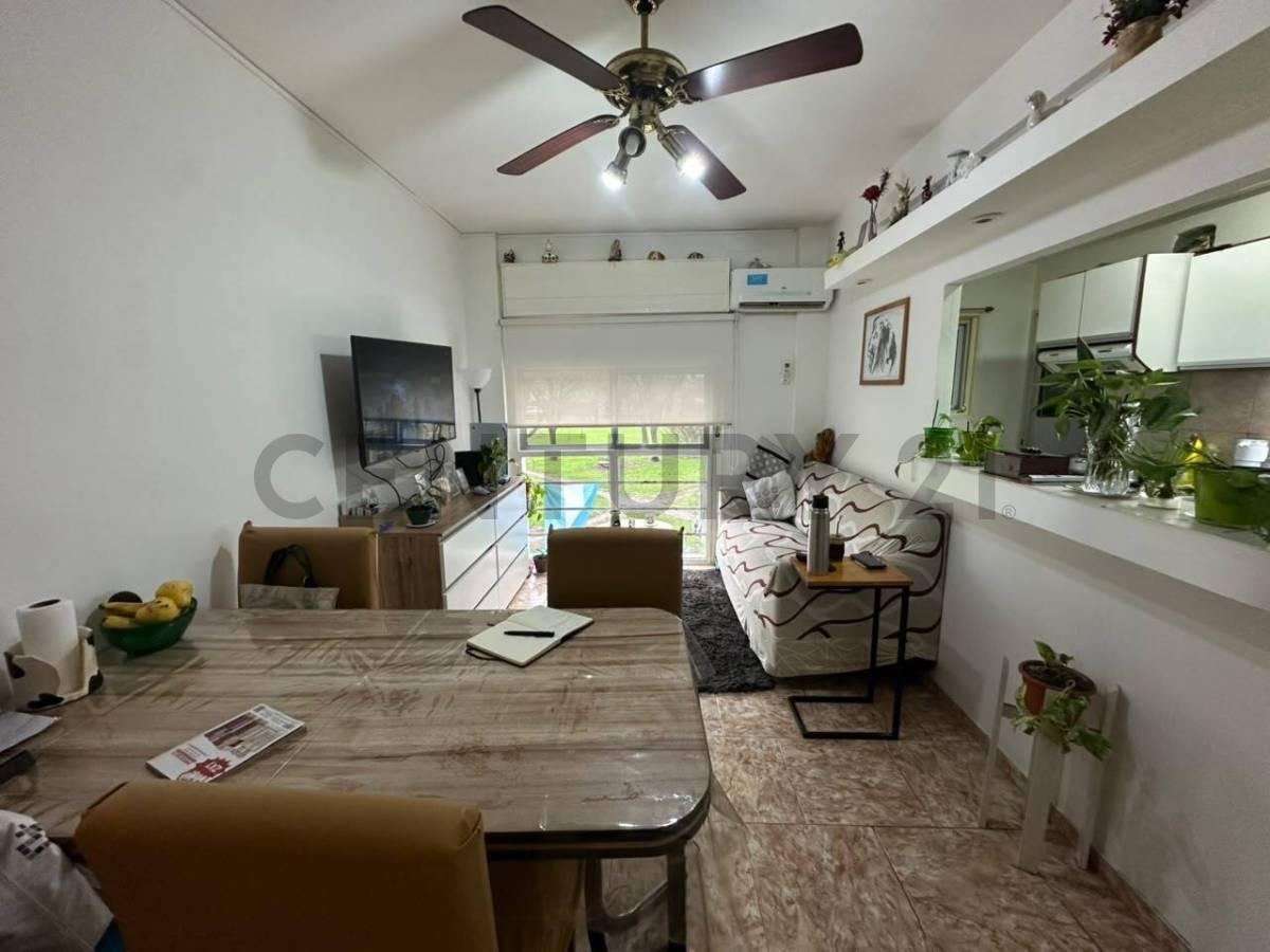 Foto de DEPARTAMENTO 2 DORMITORIOS EN VENTA POSIBLE APTO BANCO, imagen 1