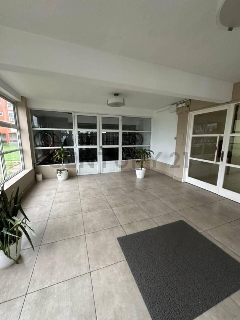 Foto de DEPARTAMENTO 2 DORMITORIOS EN VENTA POSIBLE APTO BANCO, imagen 4