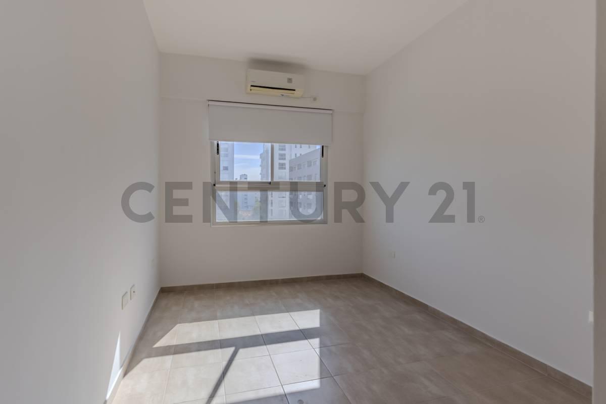Foto de VENTA DEPARTAMENTO DE 1 DORMITORIO EN COMPLEJO EN LA PLATA, imagen 2
