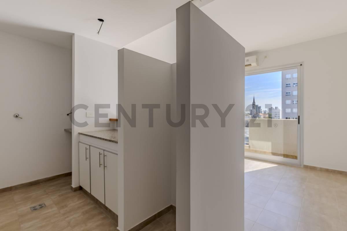 Foto de VENTA DEPARTAMENTO DE 1 DORMITORIO EN COMPLEJO EN LA PLATA, imagen 4