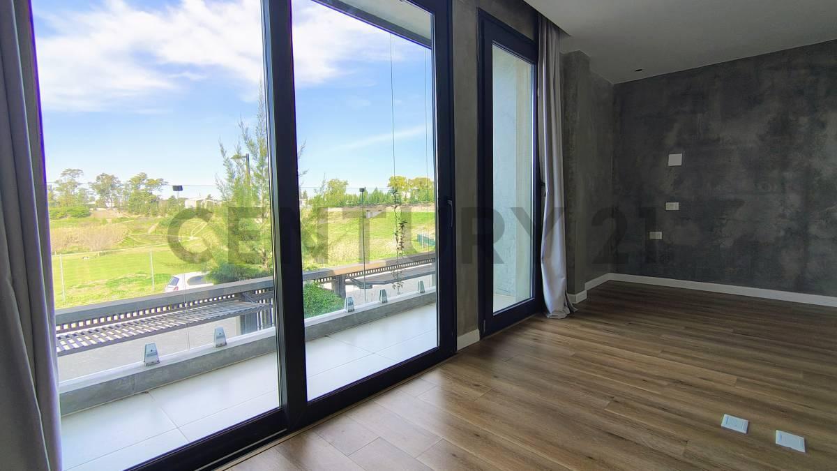 Foto de Casa en ALQUILER 2 dormitorios SIN AMOBLAR en Joaquín Gorina, imagen 3