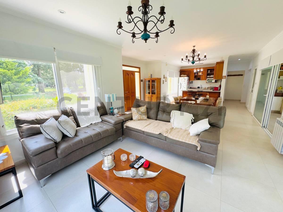 Foto de CASA EN ALQUILER MIRALAGOS 3 DORMITORIOS, imagen 1