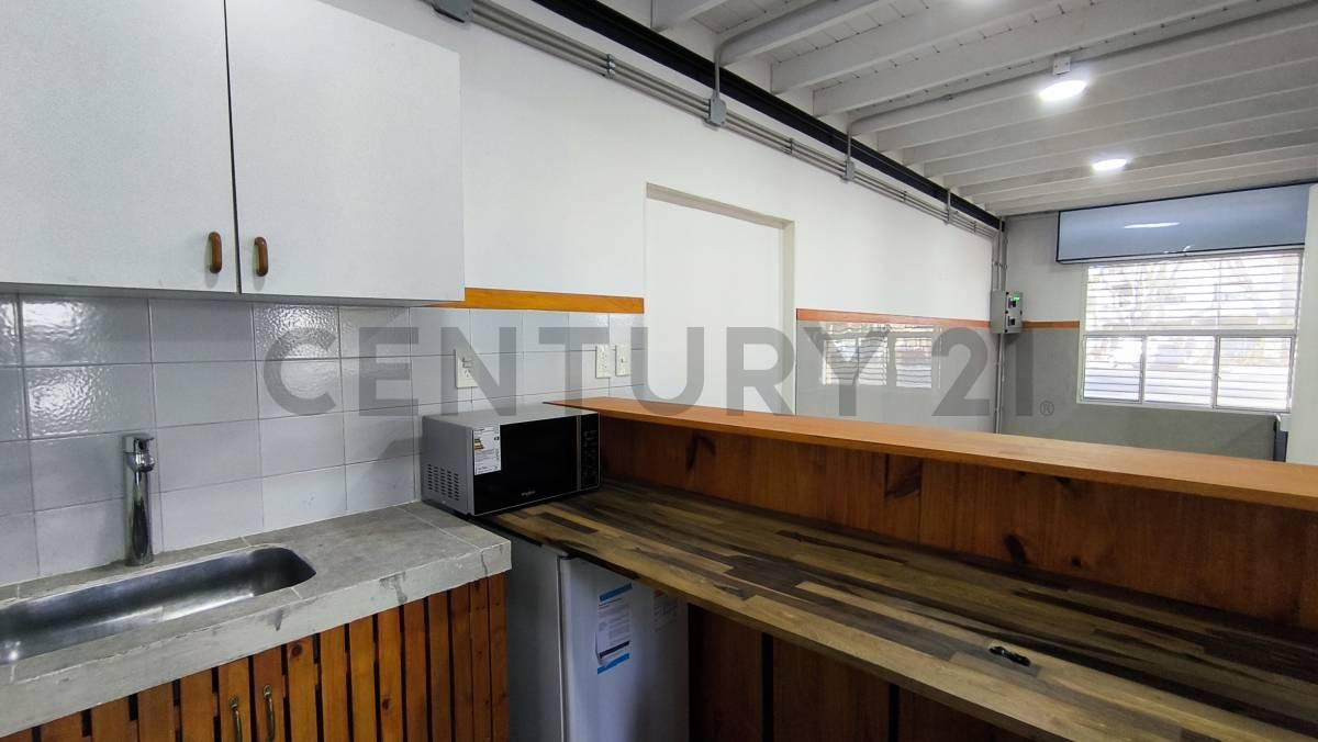 Foto de LOCAL COMERCIAL/OFICINAS en ALQUILER en La Plata, Zona, imagen 3