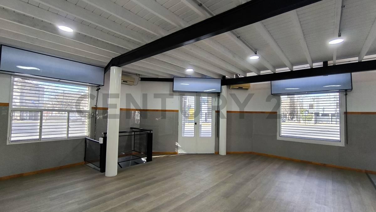 Foto de LOCAL COMERCIAL/OFICINAS en ALQUILER en La Plata, Zona, imagen 1