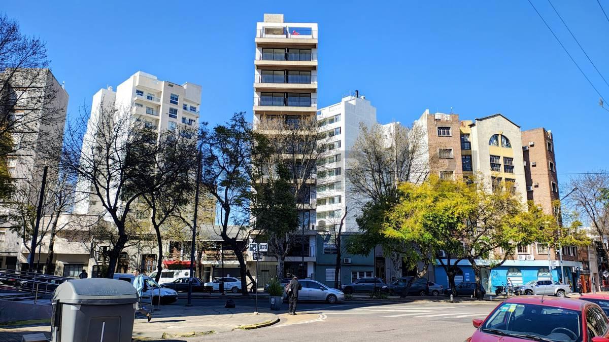 Foto de Monoambiente en venta, 7mo piso contrafrente en La Plata, imagen 1