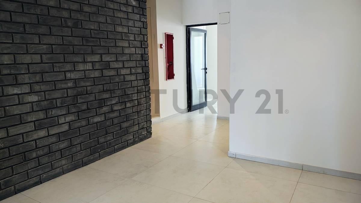 Foto de Monoambiente en venta, 7mo piso contrafrente en La Plata, imagen 3
