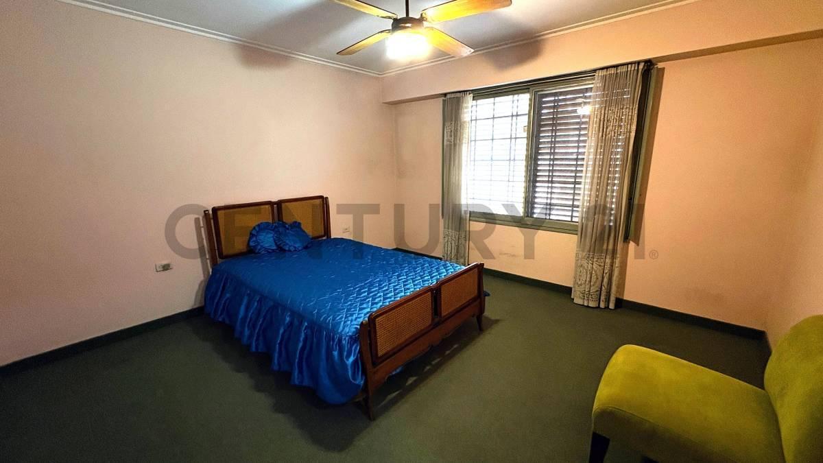 Foto de CASA EN VENTA DE 2 DORMITORIOS, APTA BANCO EN LA PLATA, imagen 3