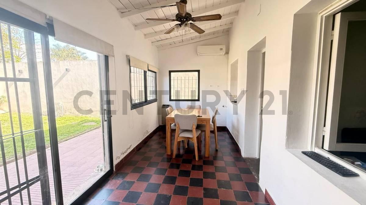 Foto de Casa en Venta de 2 dormitorios, tres ambientes, Tolosa, Buenos Aires., imagen 5