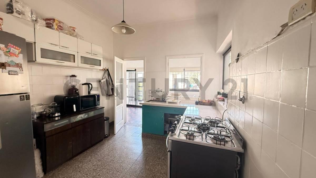 Foto de Casa en Venta de 2 dormitorios, tres ambientes, Tolosa, Buenos Aires., imagen 4