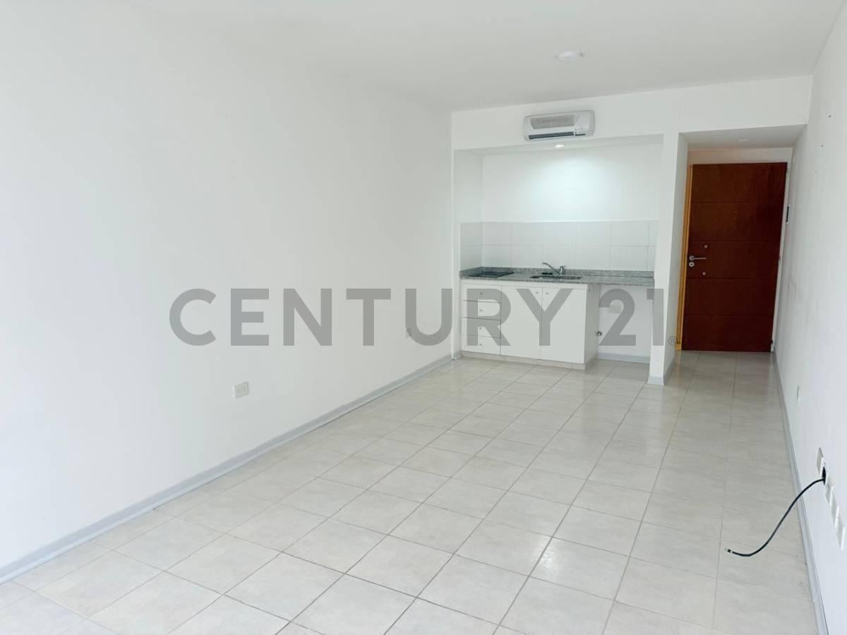 Foto de Departamento en Alquiler en 17 Entre 43 y 44, imagen 4