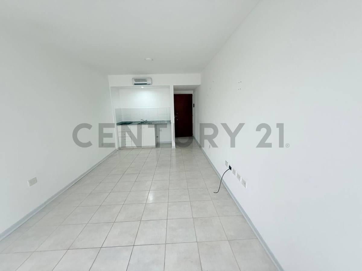 Foto de Departamento en Alquiler en 17 Entre 43 y 44, imagen 3