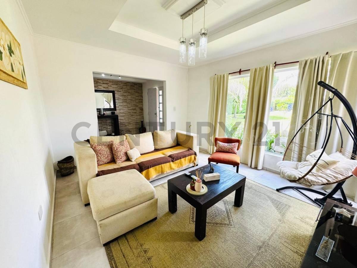 Foto de CASA en venta Sicardi, imagen 4