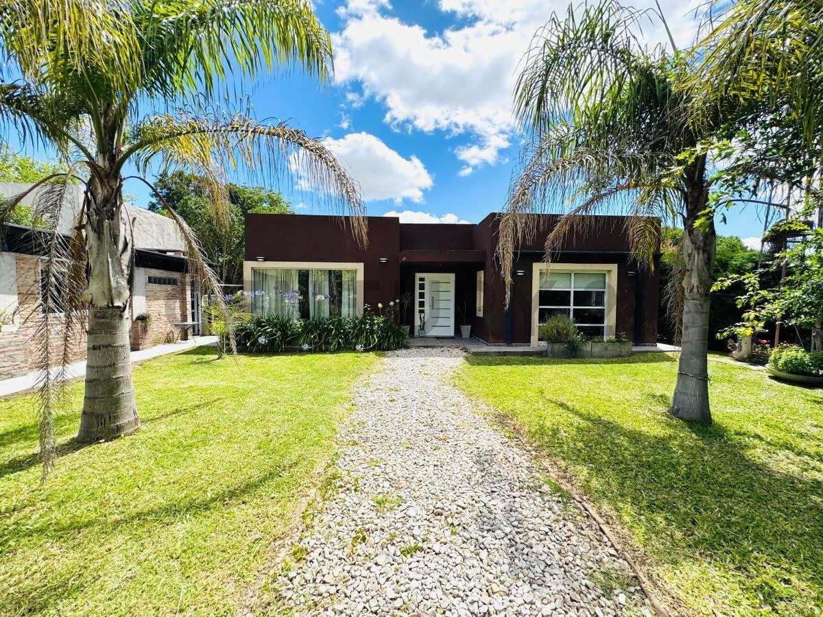 Foto de CASA en venta Sicardi, imagen 2