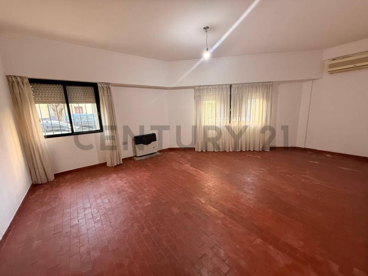 Foto de Departamento en Venta de 3 dormitorios , 5 ambientes, en La plata, imagen 4