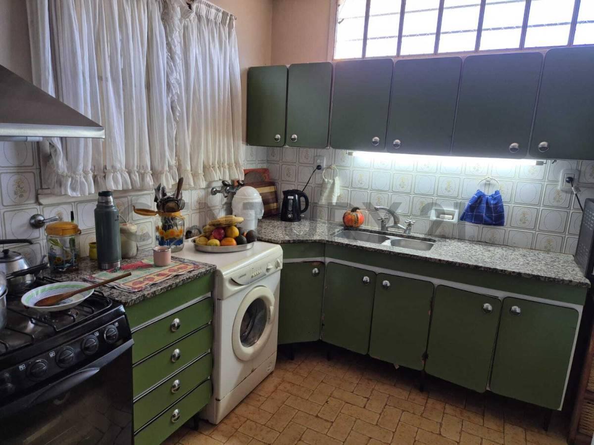 Foto de Casa a la venta en Lisandro Olmos, imagen 3