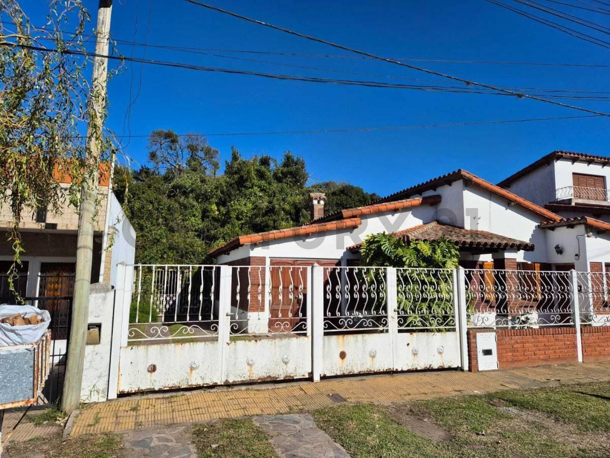 Foto de Casa a la venta en Lisandro Olmos, imagen 4