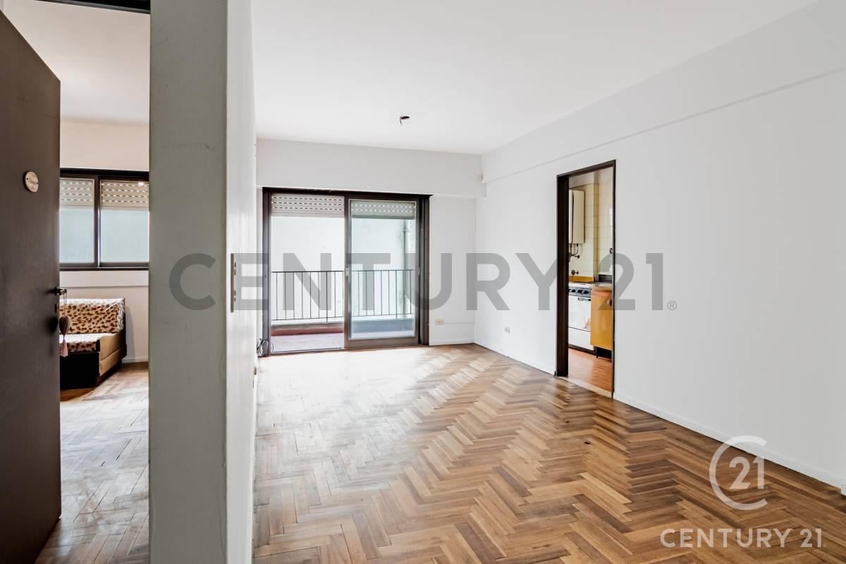 Foto de Rivadavia 1700 departamento 1 dormitorio frente a la Plaza del Congreso, imagen 2