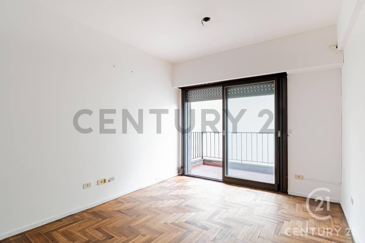 Foto de Rivadavia 1700 departamento 1 dormitorio frente a la Plaza del Congreso, imagen 5