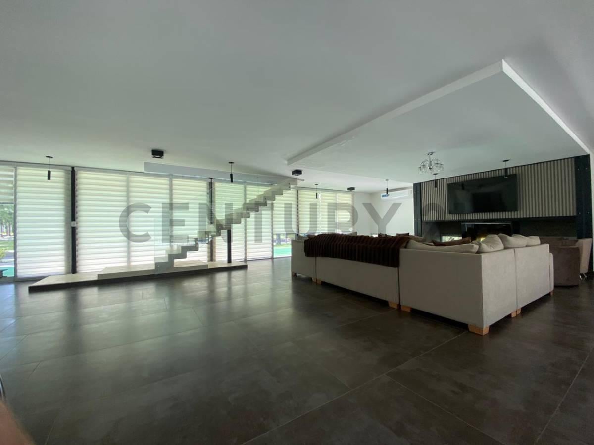 Foto de CASA A LA VENTA EN MIRALAGOS 3 DORMITORIOS, imagen 4