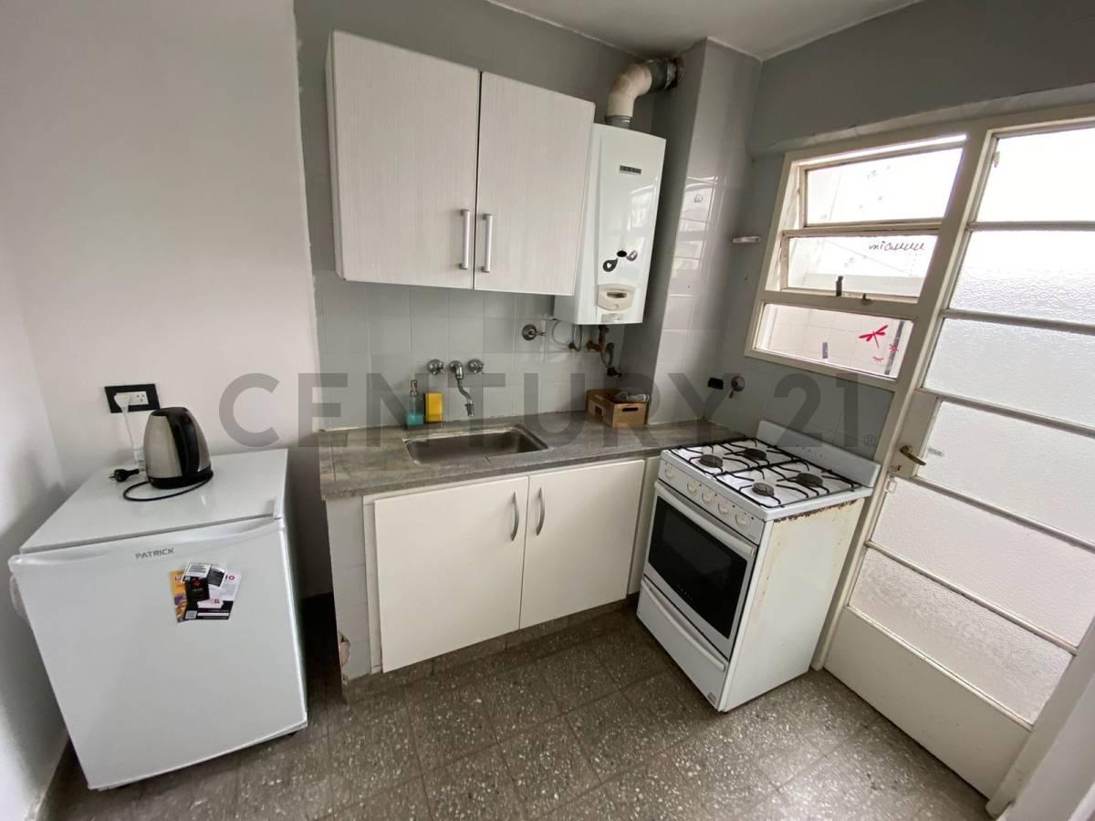 Foto de Departamento de un dormitorio en venta, La Plata, imagen 3