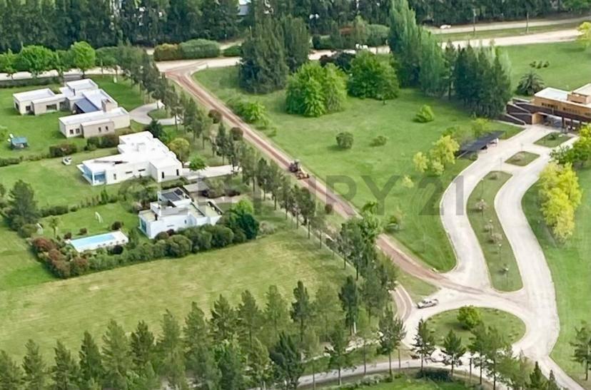 Foto de VENTA TERRENO CAMPOS DE ROCA ll 2520 m2, imagen 1