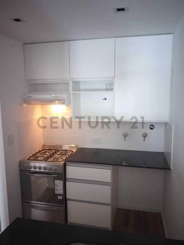 Foto de Departamento 1 dormitorio en alquiler con cochera en La Plata, imagen 5