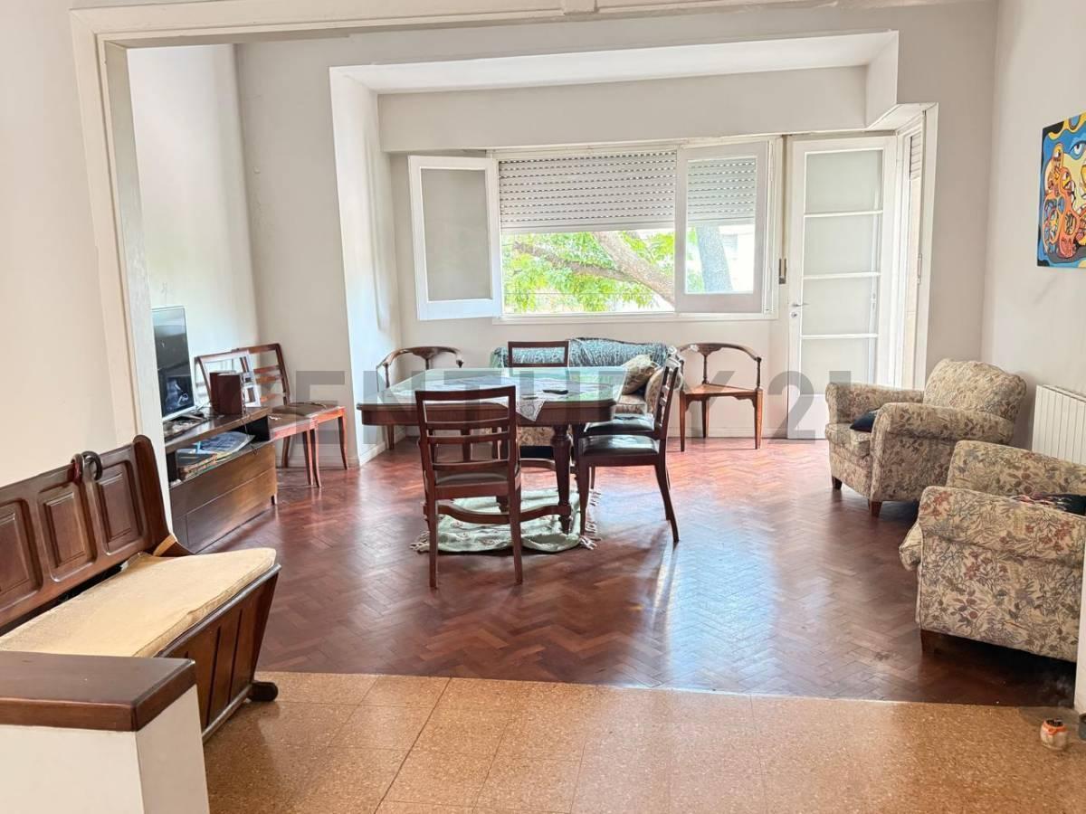 Foto de Casa en Venta de 3 dormitorios y 6 ambientes en ciudad de La plata, imagen 5
