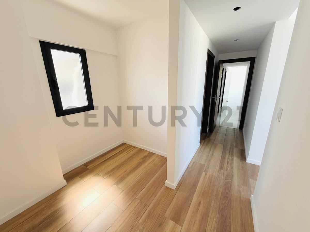Foto de Departamento de categoria 3 dormitorios en venta en La Plata, imagen 4