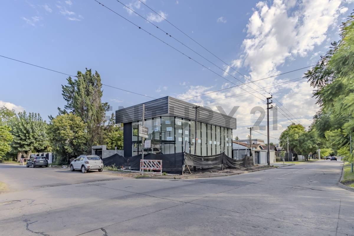 Foto de LOCALES A ESTRENAR A LA VENTA en GONNET BELL, imagen 2