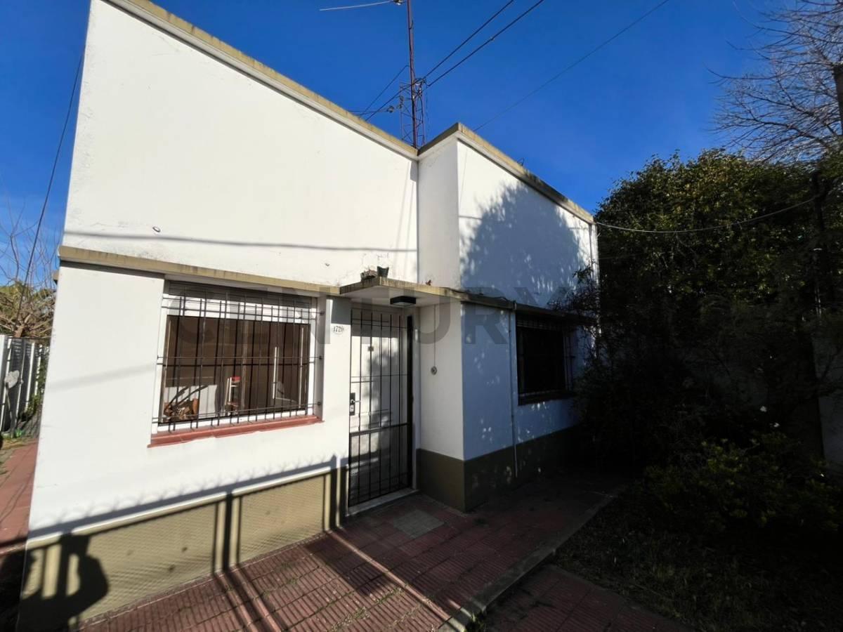 Foto de PH en venta en La Plata, imagen 1