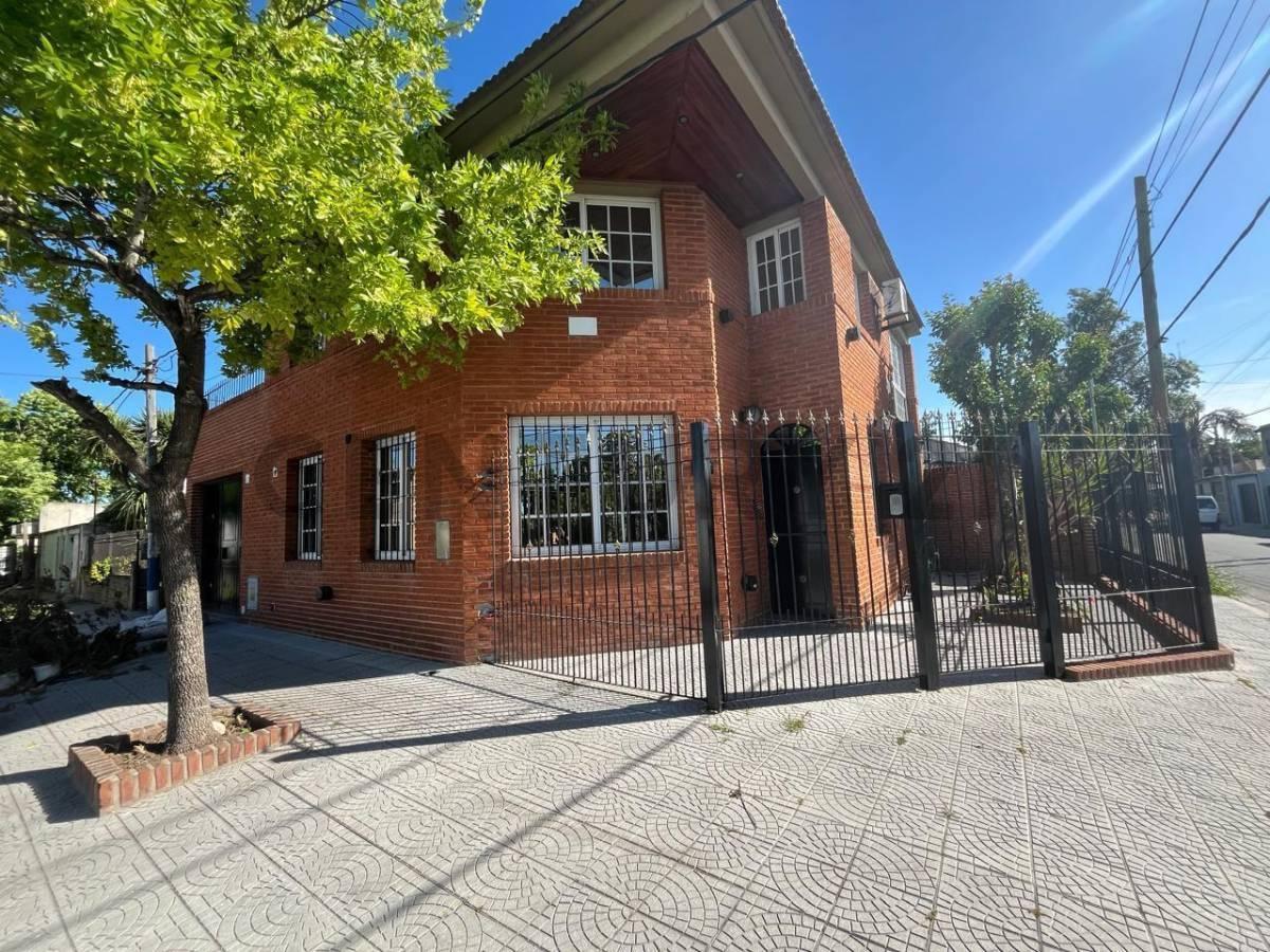 Foto de Casa en alquiler, 3 dormitorios, ubicada en Villa Elvira, La Plata, imagen 5