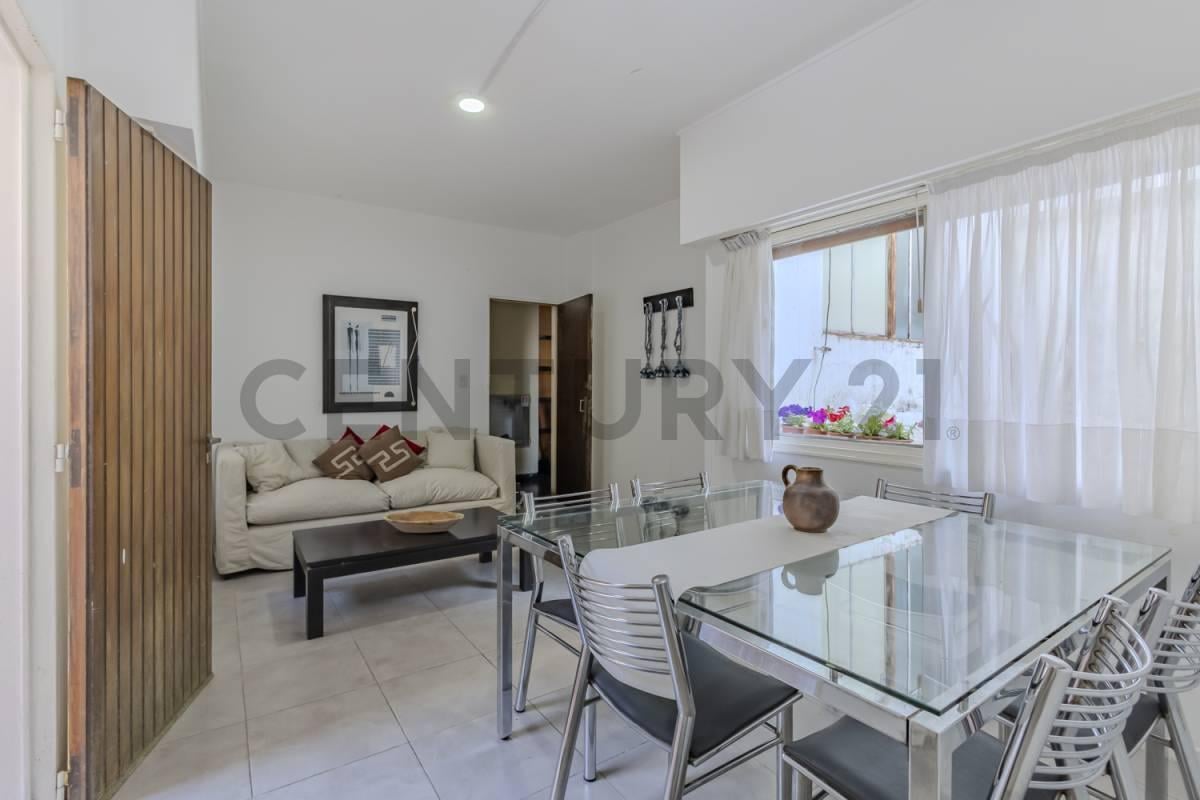 Foto de Departamento con Patio a la Venta en La plata Centro, imagen 1
