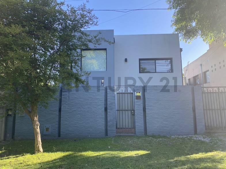 Foto de Casa 3 dormitorios a la venta en City bell, imagen 1