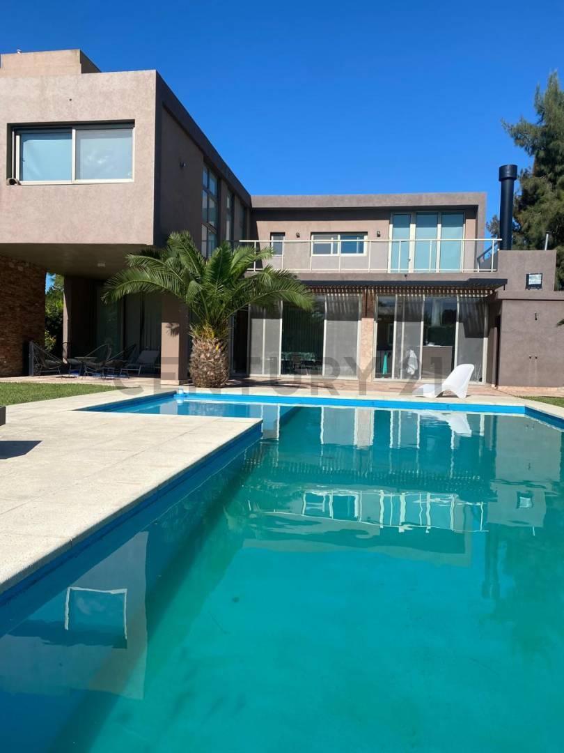 Foto de CASA EN VENTA EN MIRALAGOS I Ruta 2 Km 65, imagen 3
