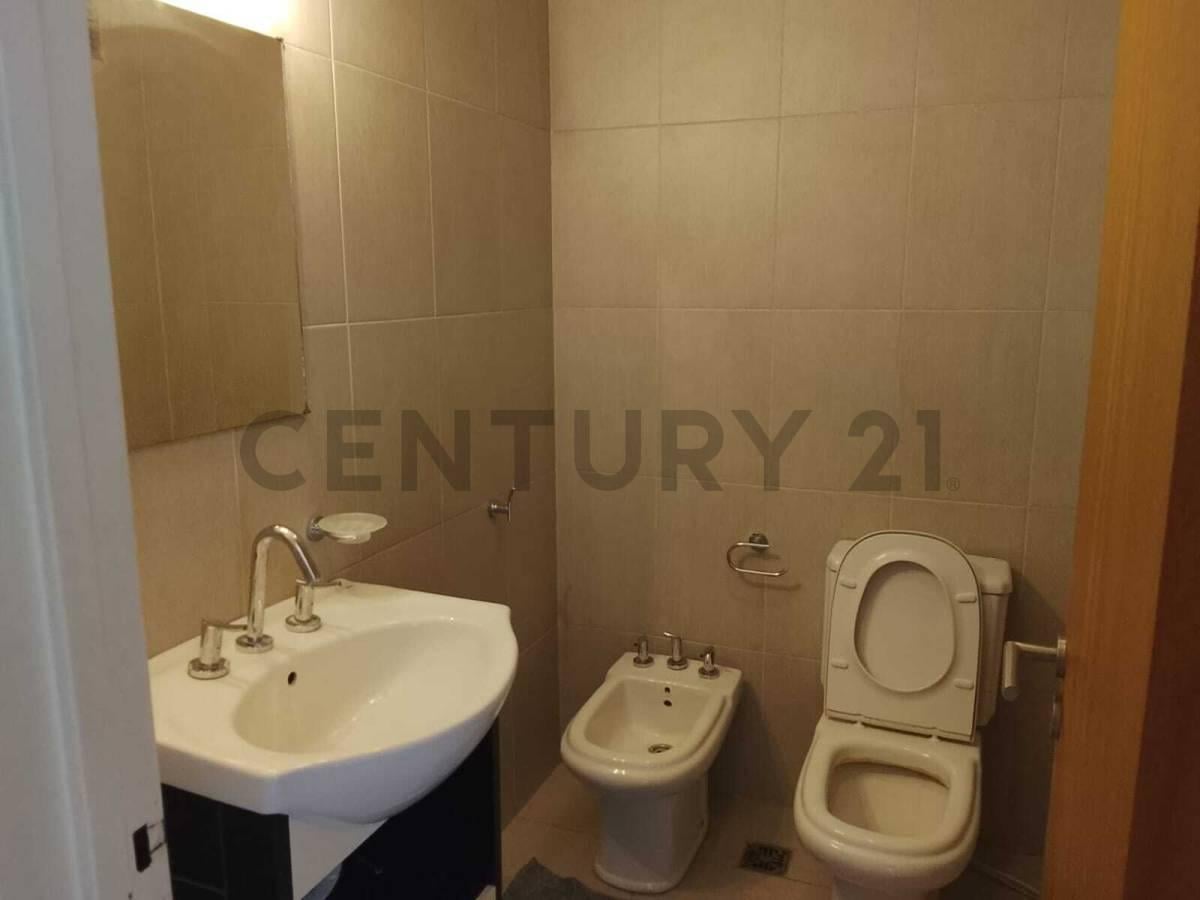 Foto de Departamento de 1 dormitorio en alquiler en La Plata, imagen 1