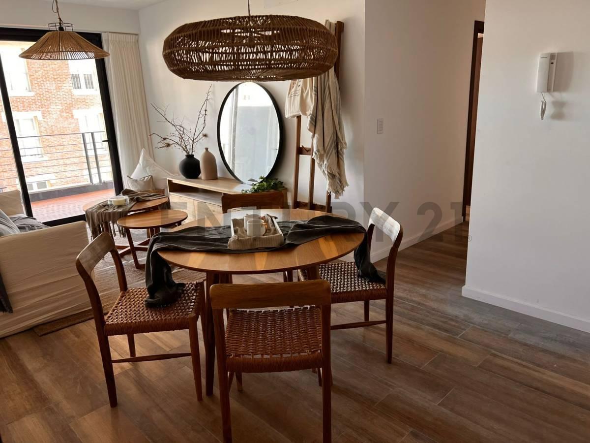 Foto de Departamento de un dormitorio en venta en La Plata, imagen 2
