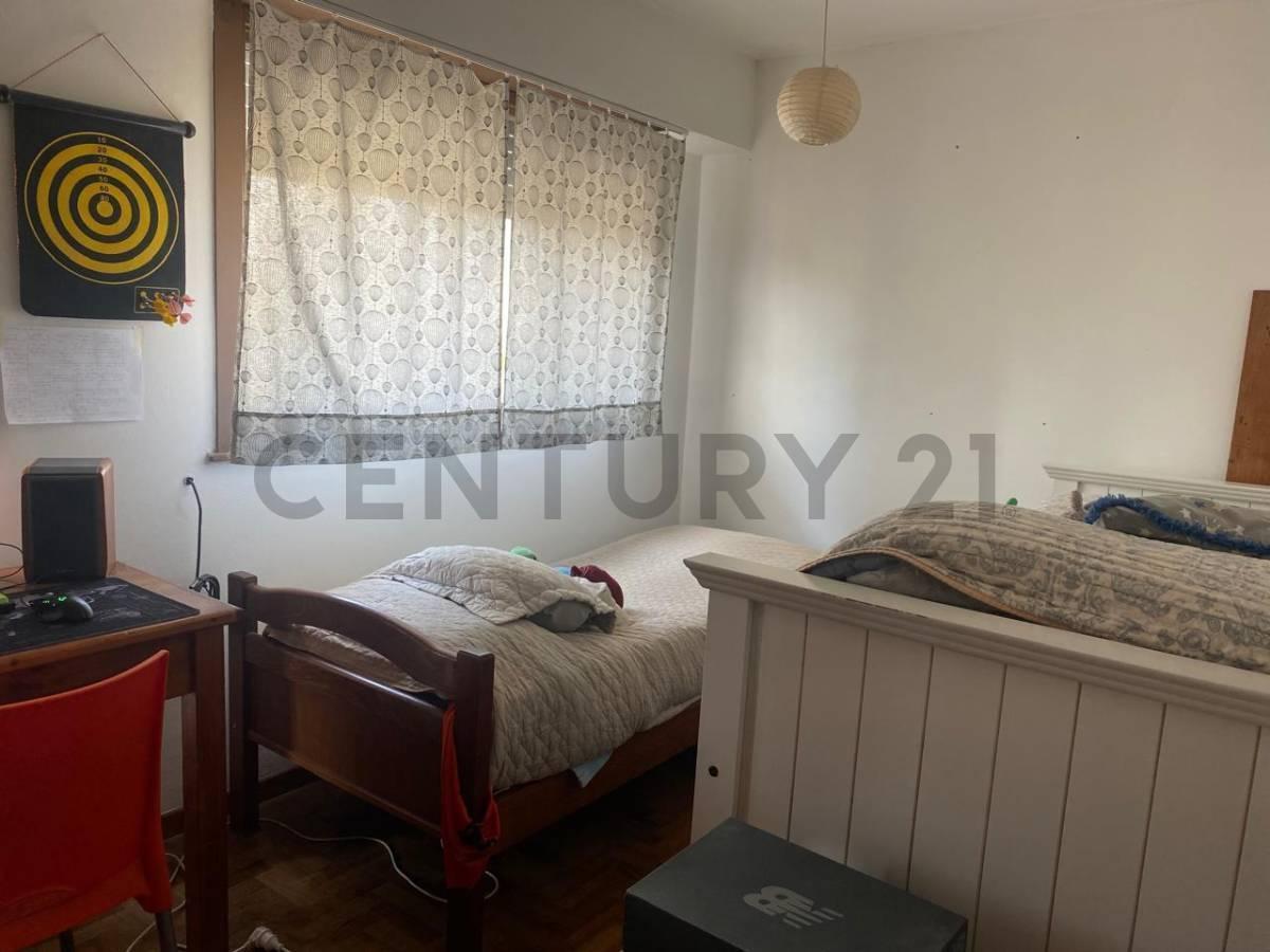 Foto de Venta departamento de 2 dormitorios en La Plata, imagen 2