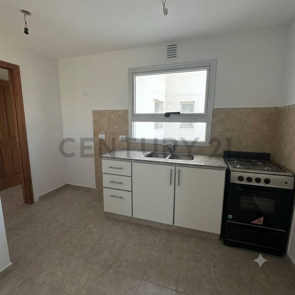 Foto de Venta de departamento 1 dormitorio al contra frente con cochera, imagen 4