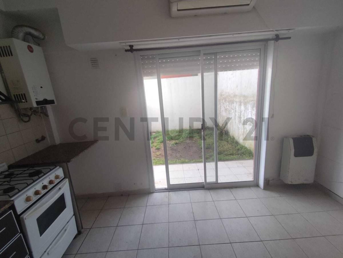 Foto de Departamento de 1 dormitorio en venta en La Plata apto banco, imagen 4