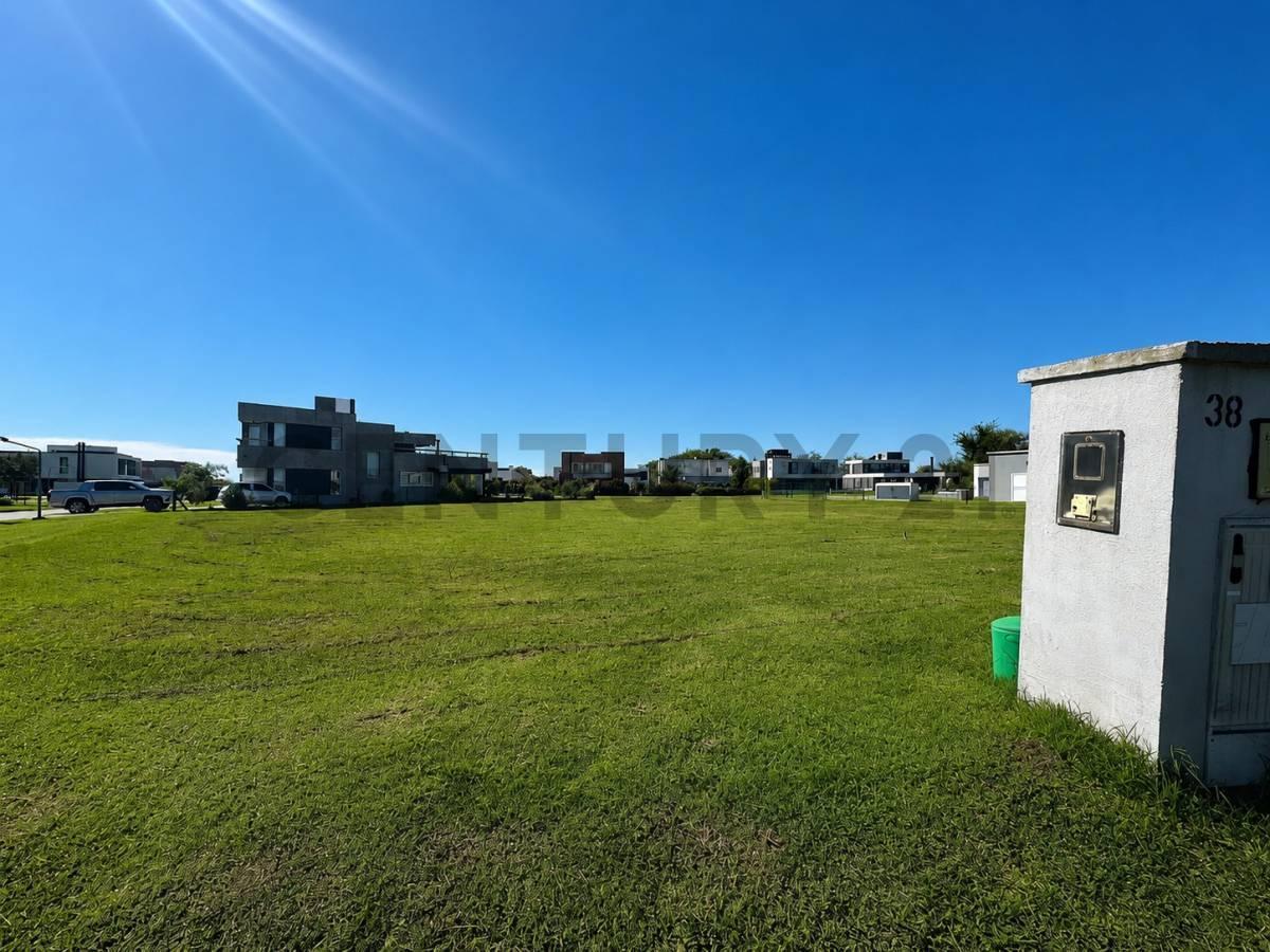 Foto de Terreno en Venta en Downtown Greenville Polo & Resort - Hudson, imagen 3