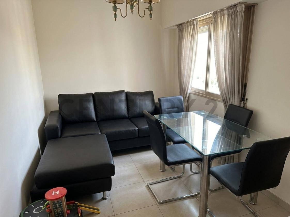Foto de Casa a la venta 3 dormitorios, quincho y pileta en La plata, imagen 5