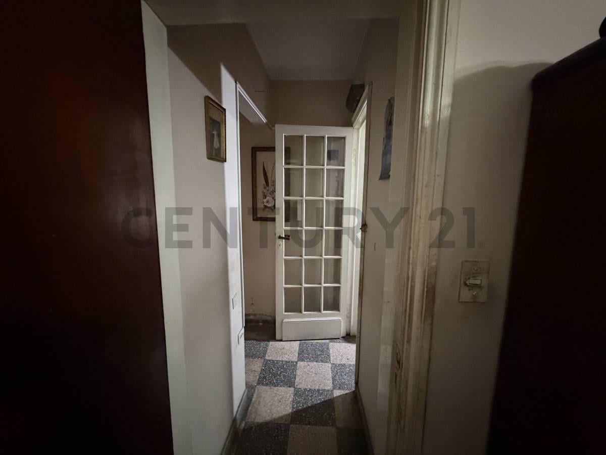 Foto de PH TIPO CASA de 2 dormitorios en Venta en La Plata, imagen 1