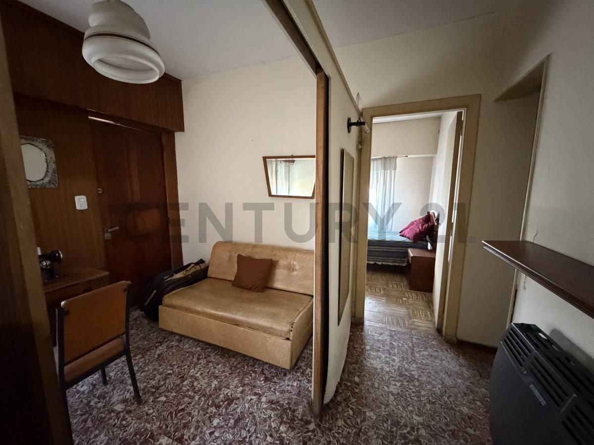 Foto de PH TIPO CASA de 2 dormitorios en Venta en La Plata, imagen 4
