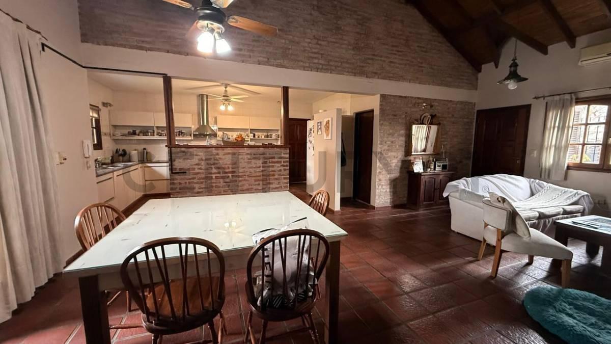 Foto de Casa en Venta de 3 dormitorios, en Villa Elisa , La Plata, Buenos Aires., imagen 5